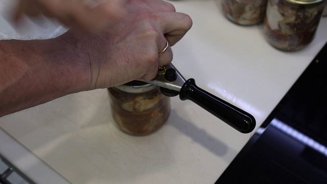 ТУШЕНКА СВИНАЯ