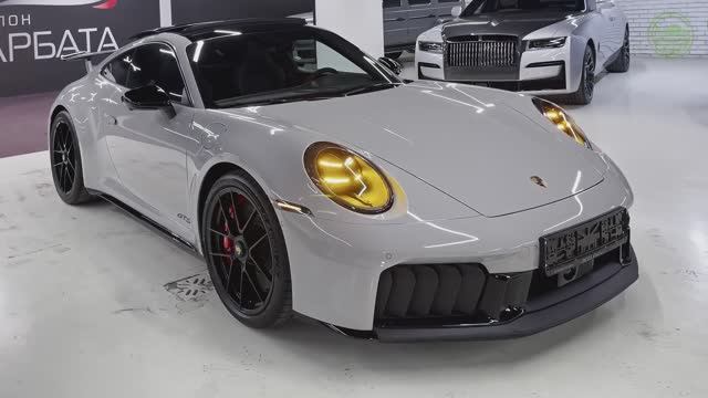 Porsche 911 Carrera 4 GTS 2026 - Интерьер и Экстерьер смотреть онлайн