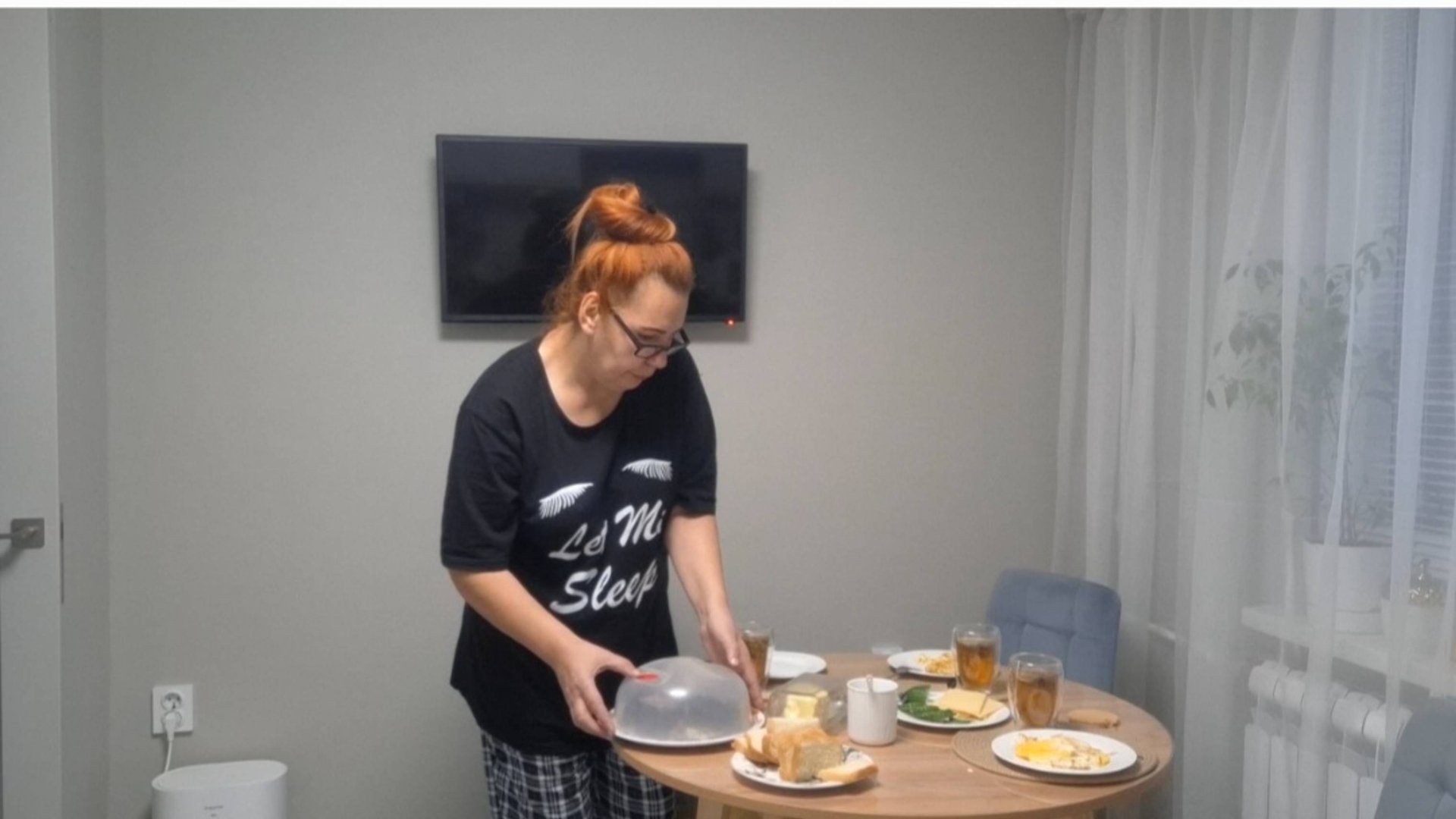 873 В Краснодаре. Всю ночь как на Вокзале.Надо ехать. смотреть онлайн