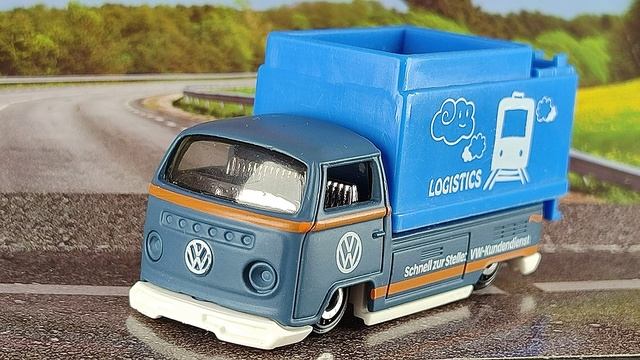 VOLKSWAGEN T2 ГРУЗОВИК смотреть онлайн