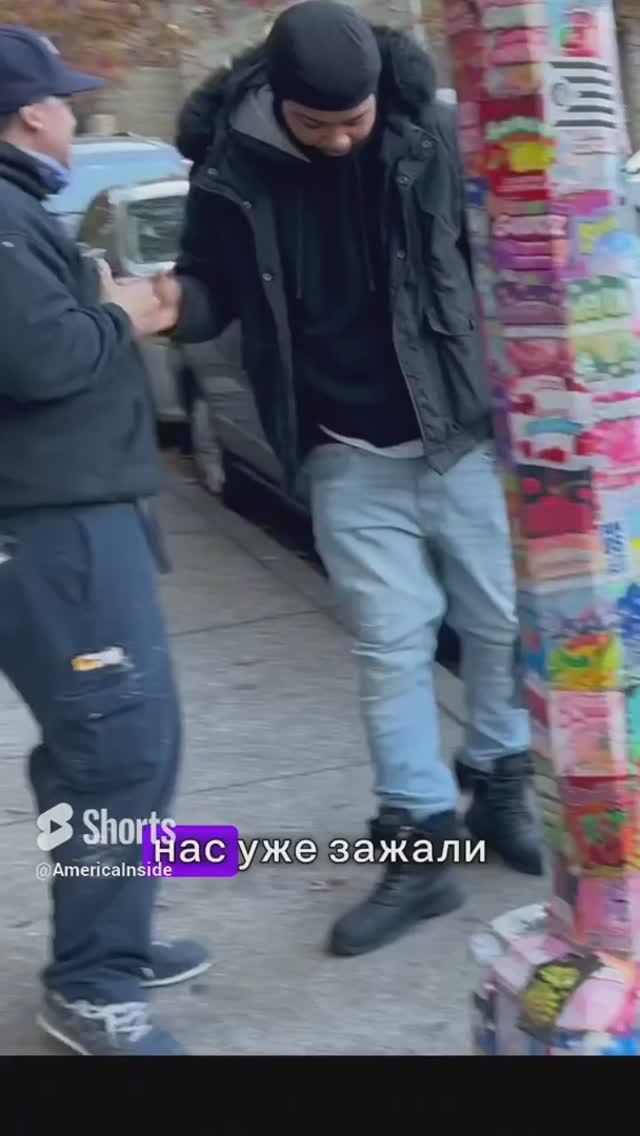 НАМ СНЯЛИ КОЛЕСА с РОЛС-Ройс В БРОНКСЕ! Америка - страшно #америка #бронкс #наскинули #кража смотреть онлайн