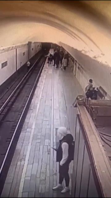"Я посчитала это личным оскорблением и захотела нанести ей физическую боль" смотреть онлайн