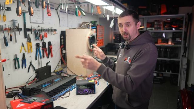 Aura VENOM-D868DSP, купил себе смотреть онлайн