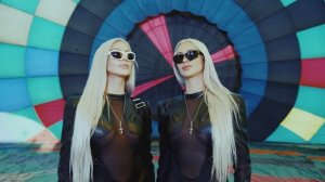 Le Twins Sky-High Hot Air Balloon DJ Set