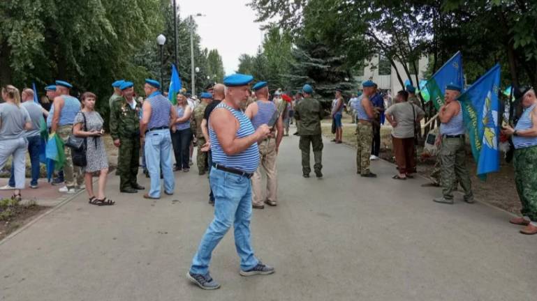 "Голубые береты". Да. Мы будем всегда. смотреть онлайн