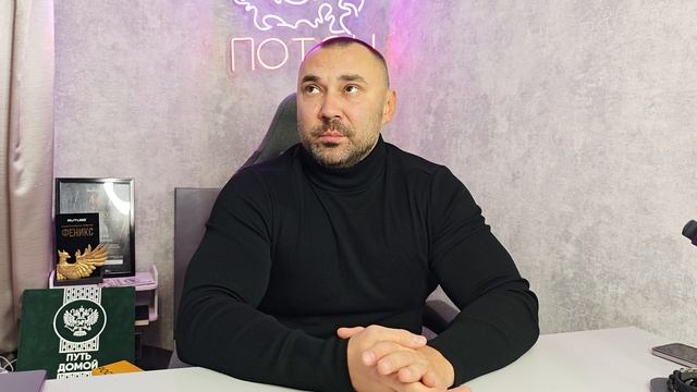 Кличко отдал сыновей на фронт. Правда чужих. смотреть онлайн