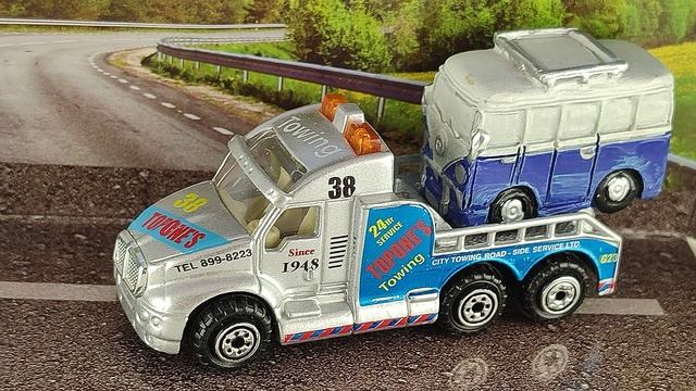KENWORTH ЭВАКУАТОР С МАШИНОЙ смотреть онлайн