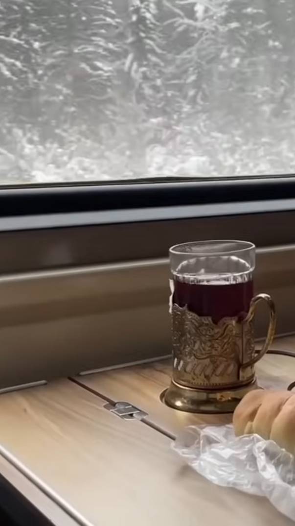 Звук колес поезда.Медитативное успокаивающее видео. смотреть онлайн