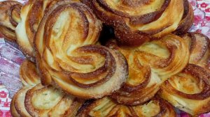 Сахарные плюшки к чаю.