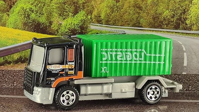 DAF ГРУЗОВИК С КОНТЕЙНЕРОМ смотреть онлайн