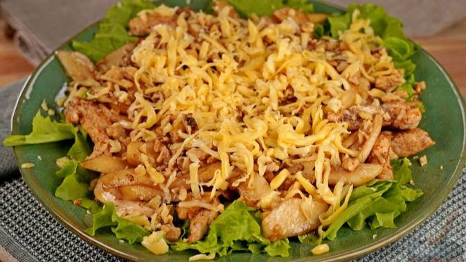 Искусство вкусных сочетаний. САЛАТ С КУРИЦЕЙ, СЫРОМ И ГРУШЕЙ смотреть онлайн