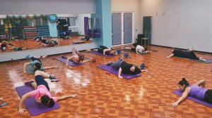 ГРУППОВАЯ ТРЕНИРОВКА ABS \ УПРАЖНЕНИЯ НА СПИНУ \ УПРАЖНЕНИЯ НА ПРЕСС \ РАСТЯЖКА