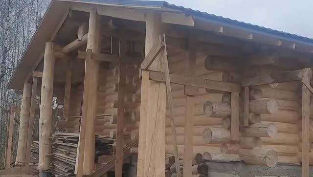 Сруб дома шале одноэтажный. Видеообзор