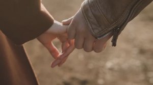 Твоя рука в моей руке