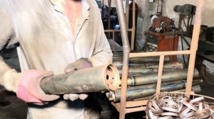 Процесс производства мотоциклетных глушителей. Пакистан