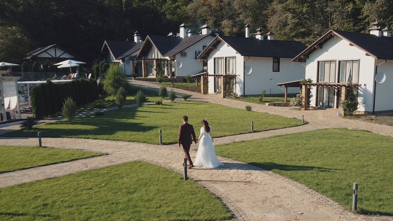 МИХАИЛ | ЮЛИЯ