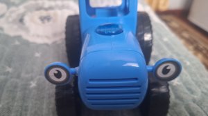 Синий трактор