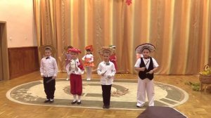 Танец с клавесами-грибы