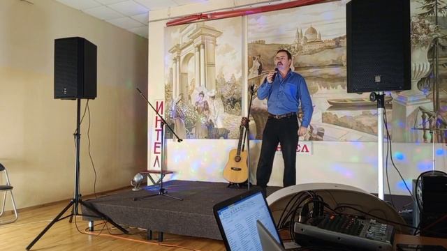 Константин Григорьев исполняет стихотворение "Поэты "Резонанса" и контакт цивилизаций"
