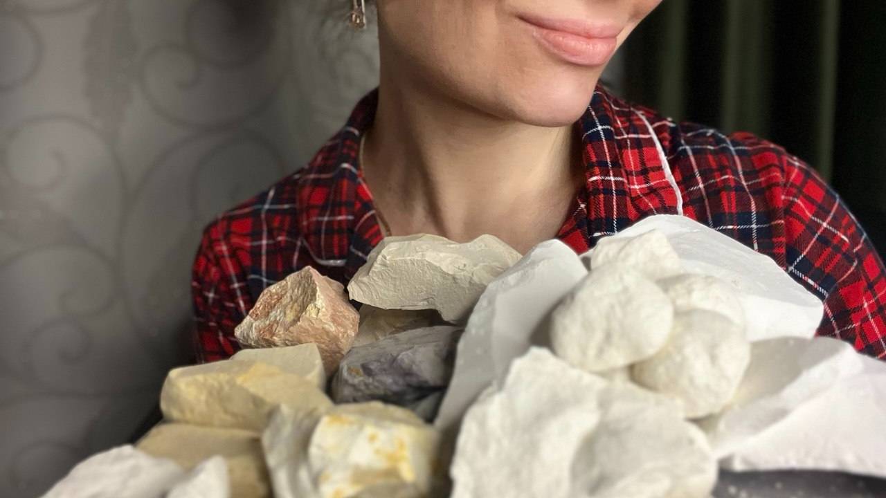 ASMR crunch of clay&chalk_Хруст из Telegram за 11.11.25 смотреть онлайн