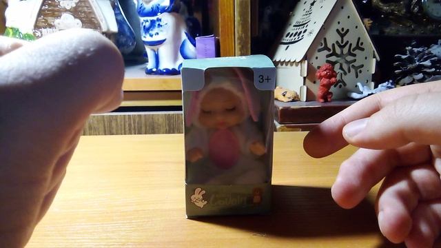 Клёвая куколка малышки в костюме розового зайца. Распаковка и обзор.