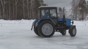 Русский дрифт на тракторе