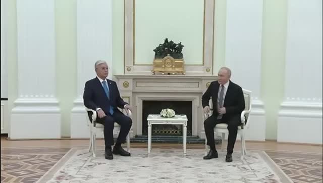🇰🇿🤝🇷🇺Москва священная земля Токаев в Кремле доверительный разговор с Путиным смотреть онлайн