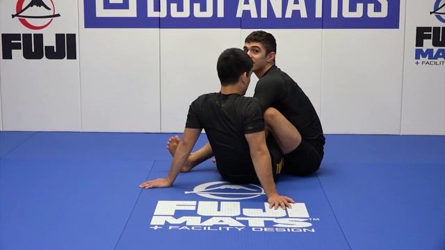 Leg Pummeling_6_Mikey