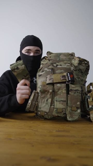 Где лучше всего разместить гранатный подсумок? #ингра #подсумок #гранатныйподсумок