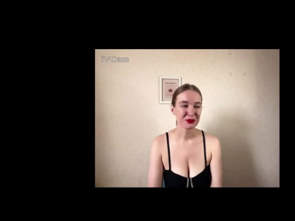 Пою разные треки. Могу спеть на заказ:)