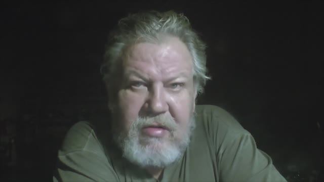 Бог признал свой первородный грех через Иисуса, но люди отвергли Его и распяли отвергнув самого Бога смотреть онлайн