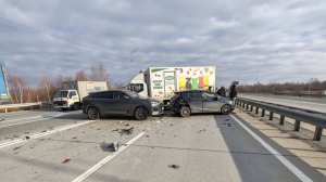 Авария в Артеме "Грузовик и две легковушки"