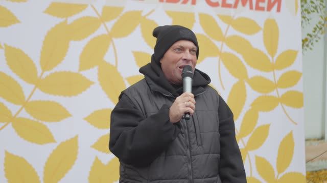 Видео с субботника в рамках акции «Россия — семья семей» смотреть онлайн