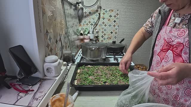 Расстроилась. Верю, вкусно! смотреть онлайн