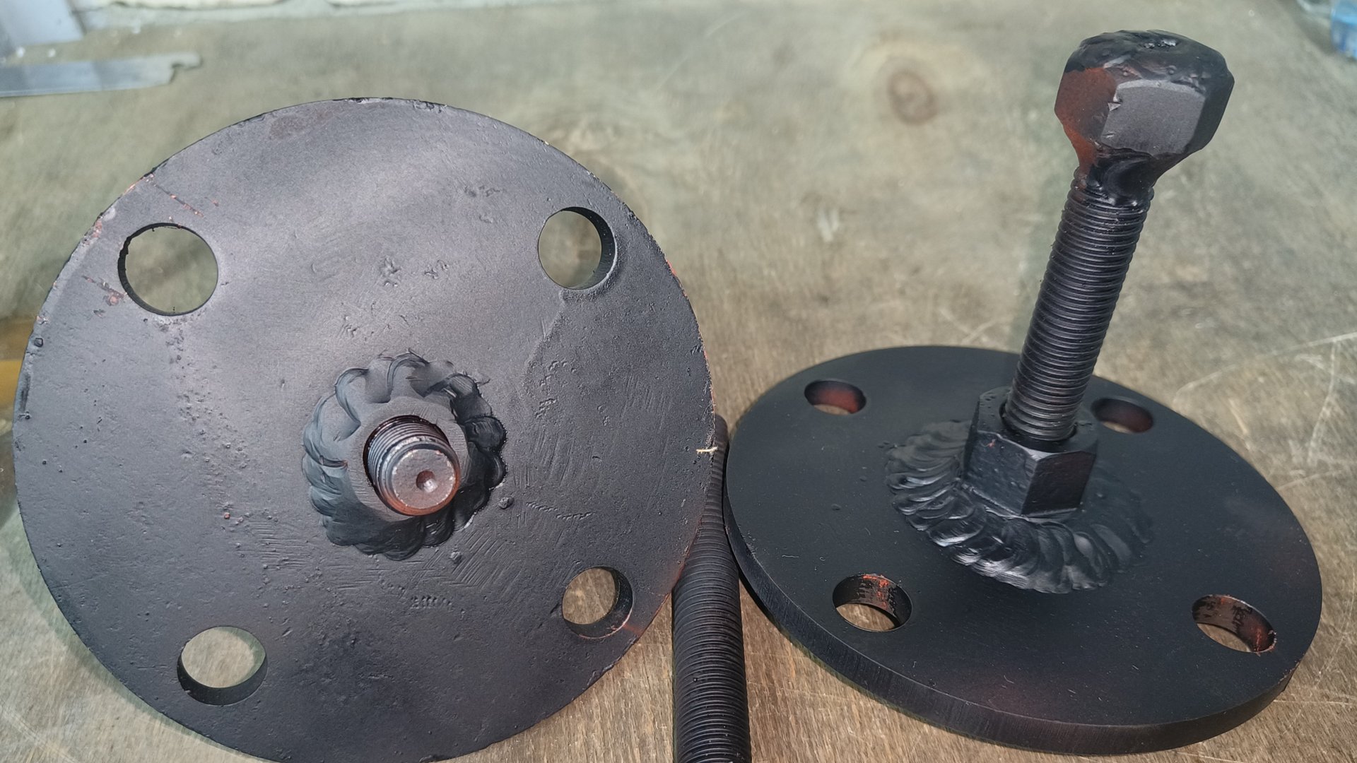 Съёмник ступиц с не регулируемыми подушками Ваз классика.