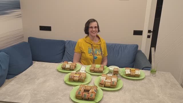 Подготовка к школьной ярмарке.