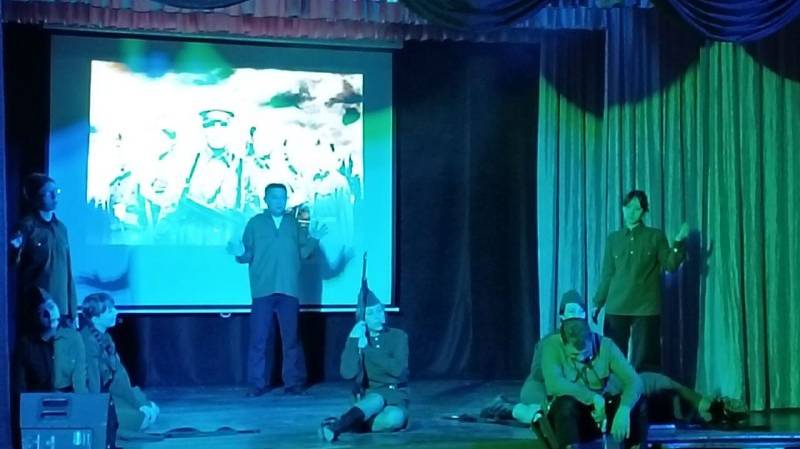 А ЗОРИ ЗДЕСЬ ТИХИЕ ,,,