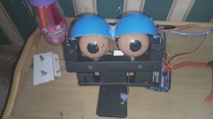 самодельный 🤖 аниматроник в действии