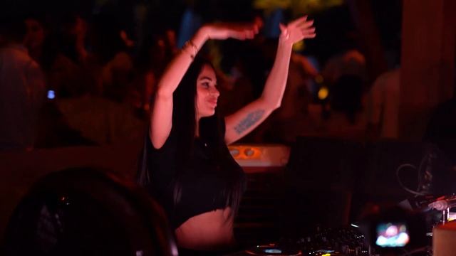 SILVERFOX Live @ Be Beach Dxb📍Saiana Brunch After Party ｜ Afro House Mix смотреть онлайн