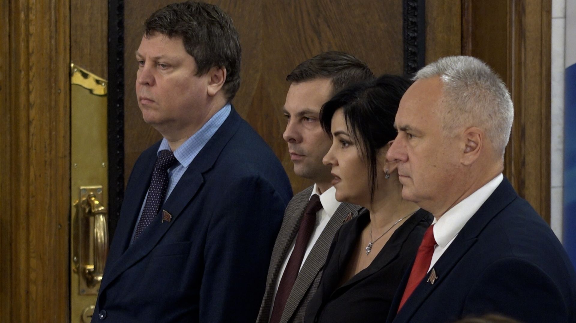 Брифинг депутатов фракции КПРФ в Государственной Думе (12.11.2025) смотреть онлайн