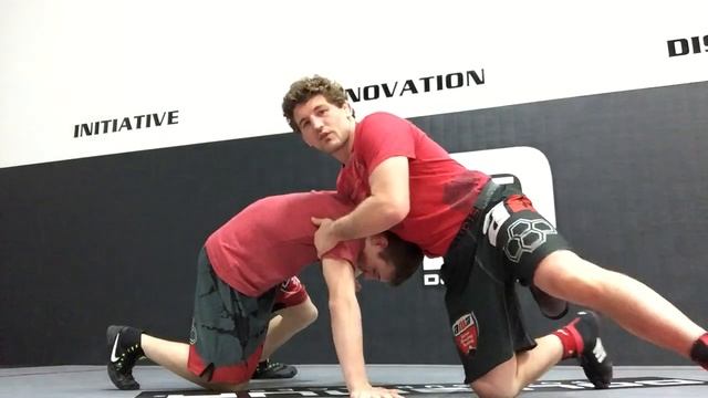 Jordan front headlock смотреть онлайн