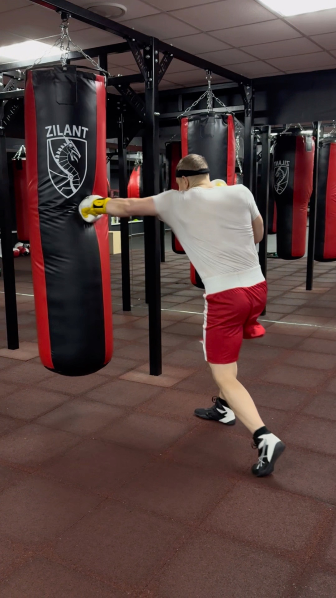 Смысл жизни – в её уникальности, в том, что только ты можешь прожить её именно так.