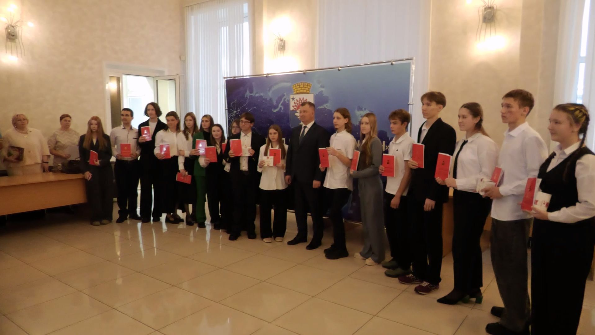 Юные таланты отмечены премиями главы Серовского муниципального округа смотреть онлайн