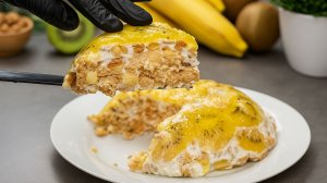 Торт без выпечки из печенья с бананом и киви — быстрый фруктовый десерт за 5 минут
