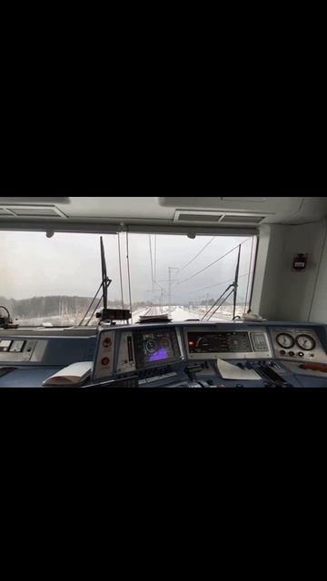 В современном локомотиве. Не забываем поставить 👍 и подписаться😉✅ смотреть онлайн