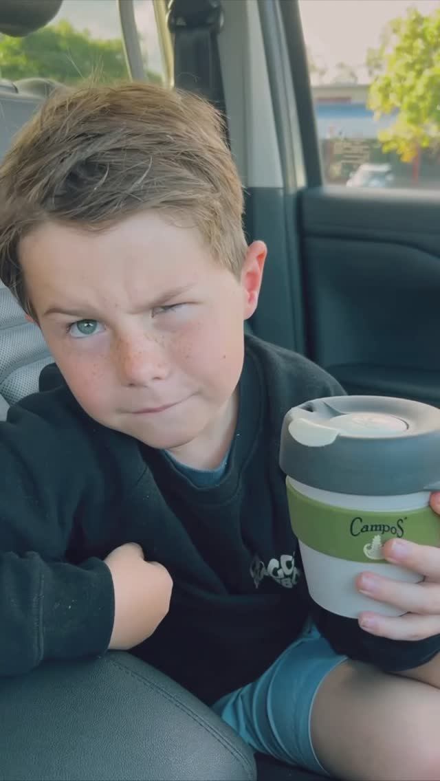 Как называется грустный кофе? Депрессо… смотреть онлайн