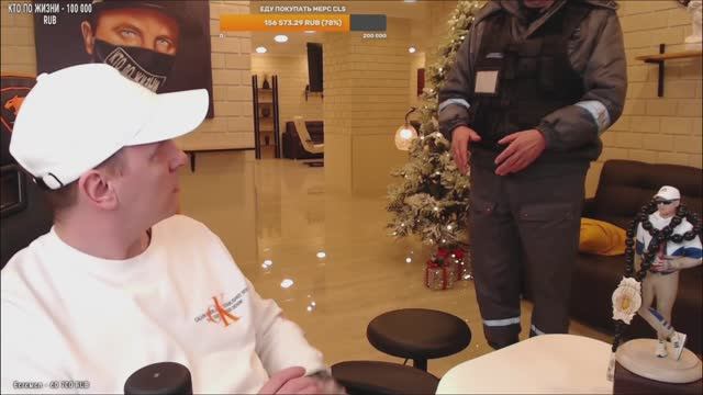 Охранник забрызгал перцем Виталю ★ Кто по Жизни / Нарезки / Чат рулетка / Виталий Реутов / КПЖ смотреть онлайн