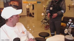 Охранник забрызгал перцем Виталю ★ Кто по Жизни / Нарезки / Чат рулетка / Виталий Реутов / КПЖ