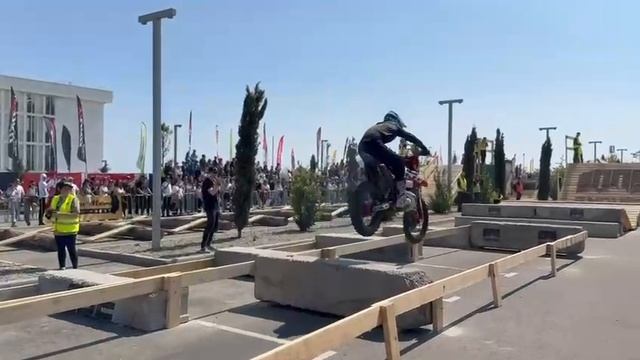 2025_05_06_14_29_IMG_0765 смотреть онлайн