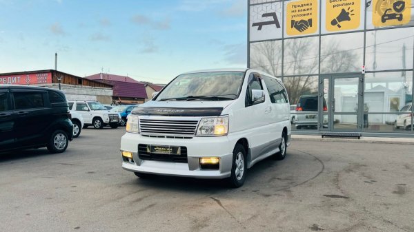Nissan Elgrand, 2000 год